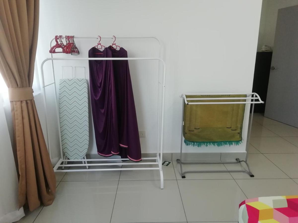 Fz Almyra Homestay Kajang Eksteriør bilde