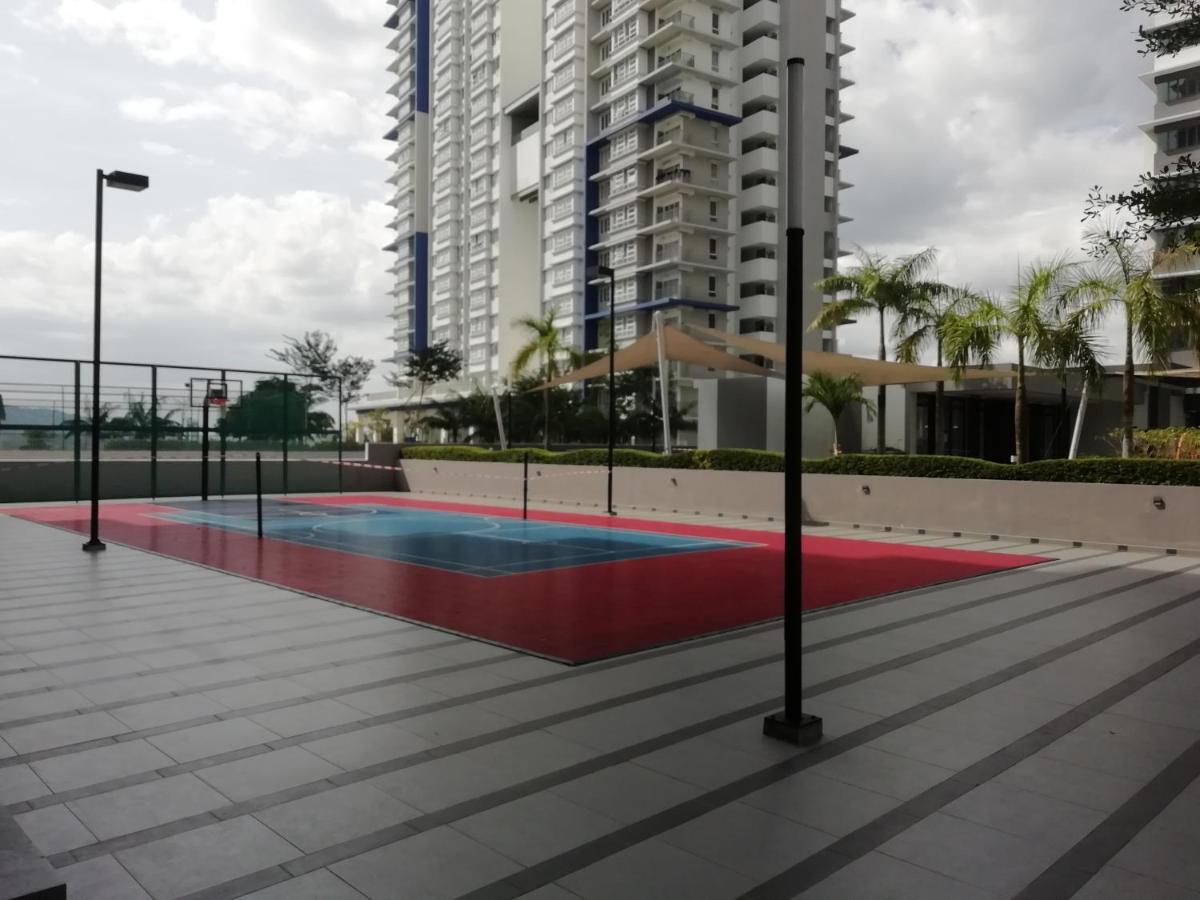 Fz Almyra Homestay Kajang Eksteriør bilde