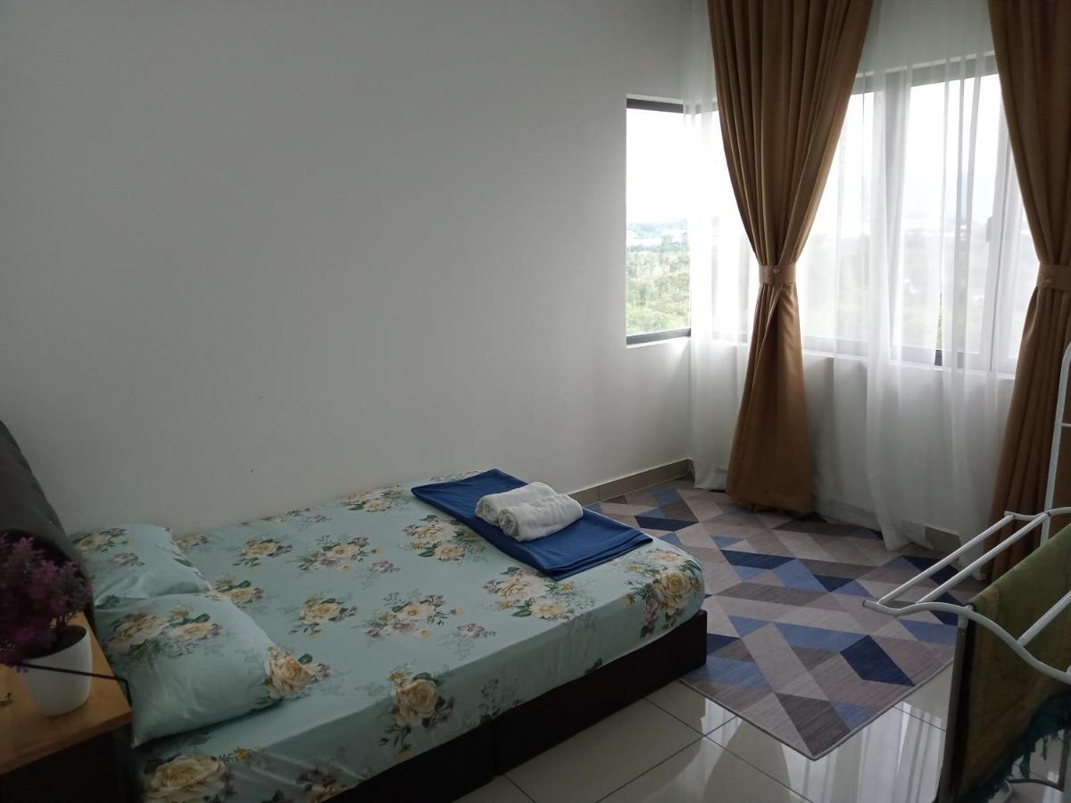 Fz Almyra Homestay Kajang Eksteriør bilde
